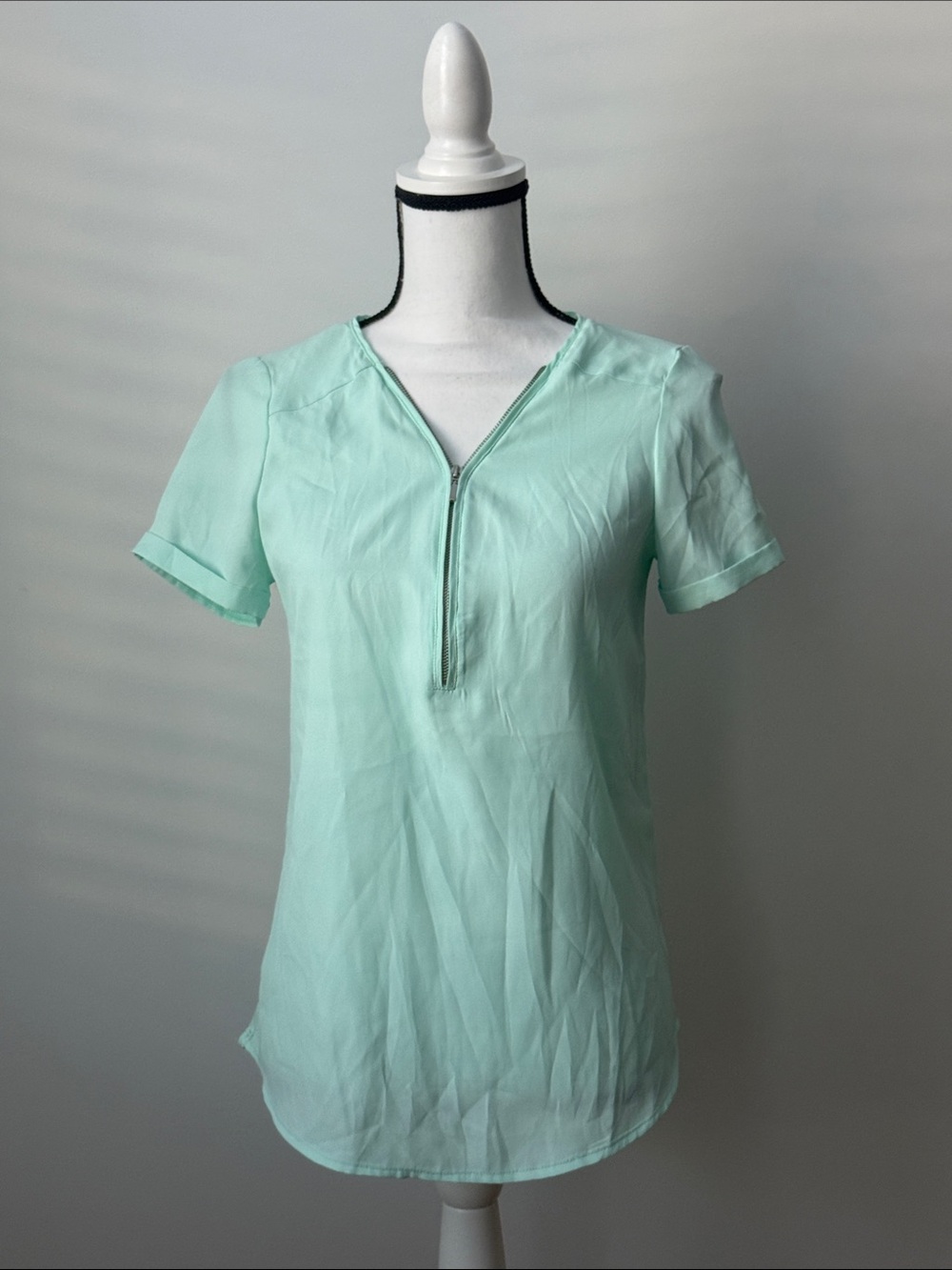 Apt. 9 Light Mint Short-Sleeve Zip Front Women's Top